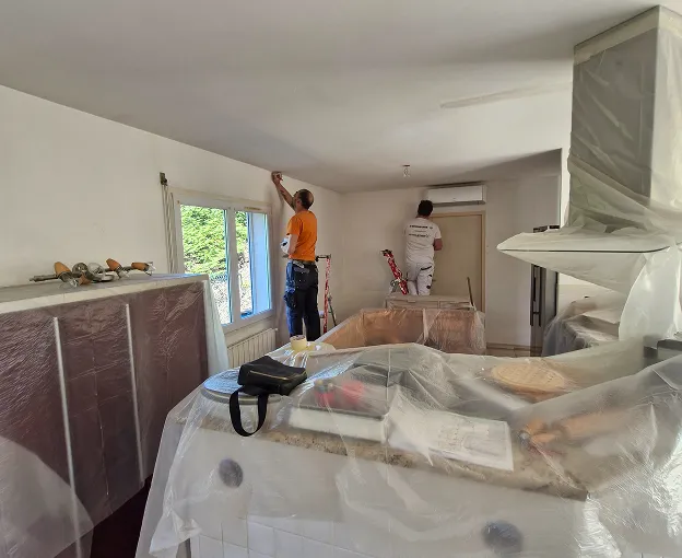 peintre à Boisset-et-Gaujac près d'Alès dans le Gard 30